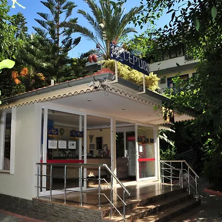 Merhaba 3* אלאניה