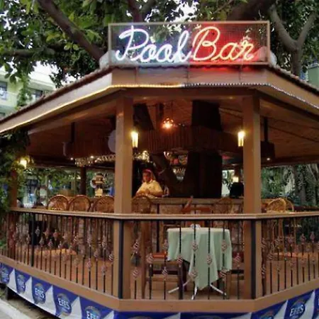 ホテル Merhaba アランヤ